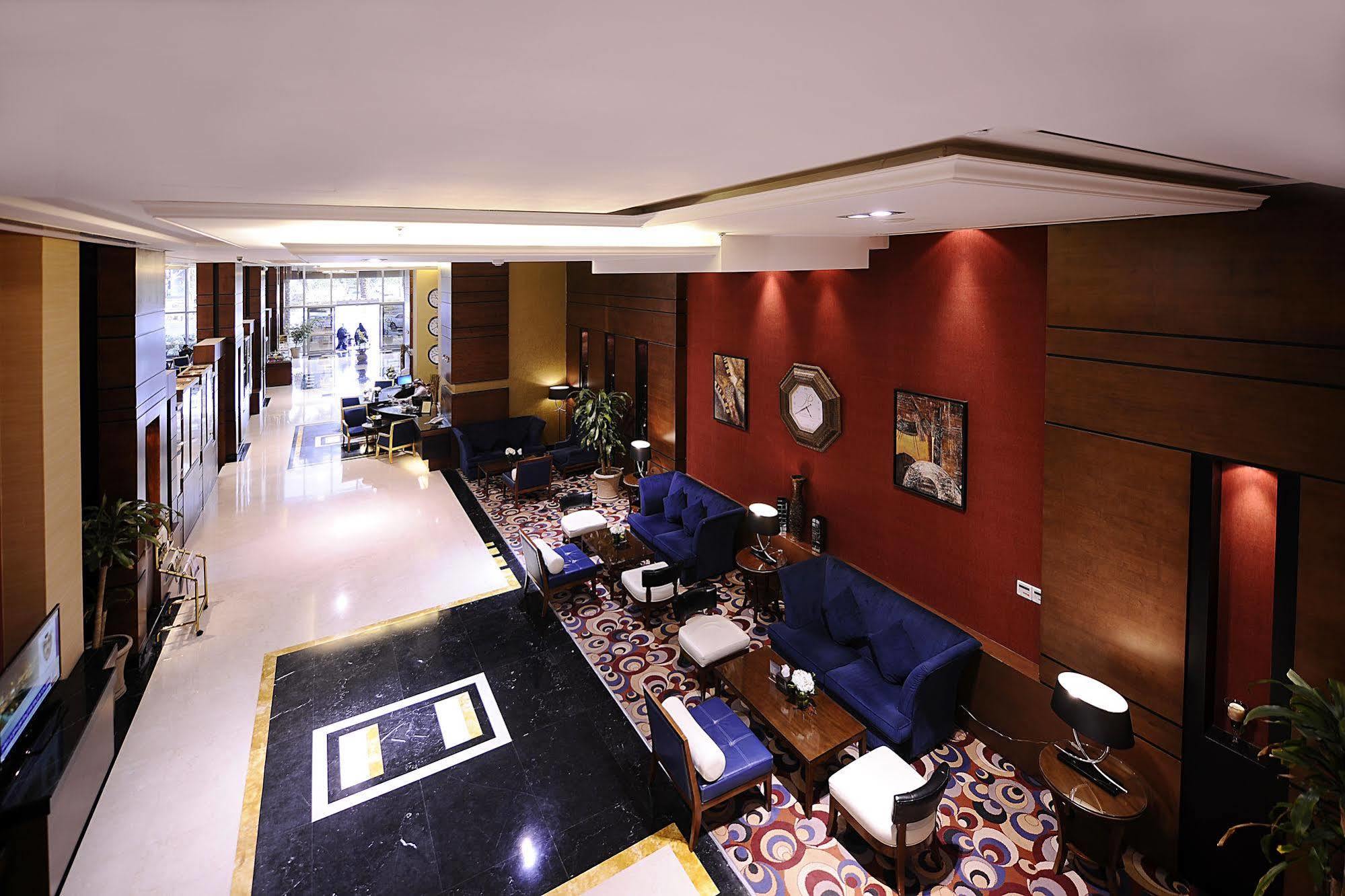 Qaser Al Hamra By Warwick Ar Riyad Esterno foto